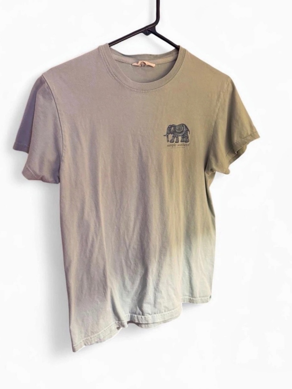 Simply Southern Be Strong and Courageous Elephant Graphic Tee Green Small